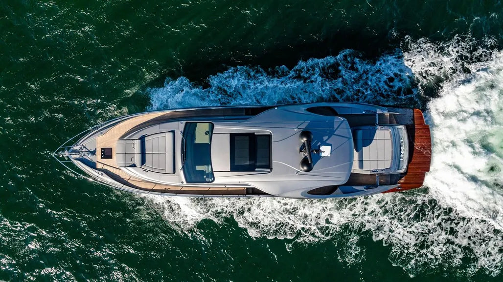 PERSHING 70