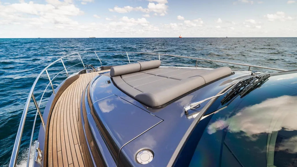 PERSHING 70