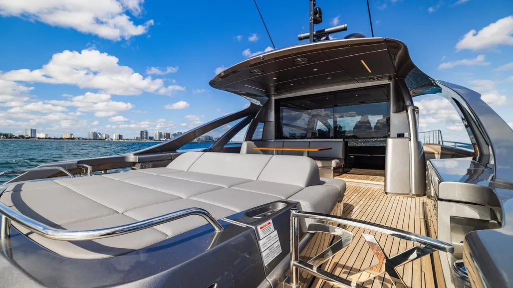 PERSHING 70